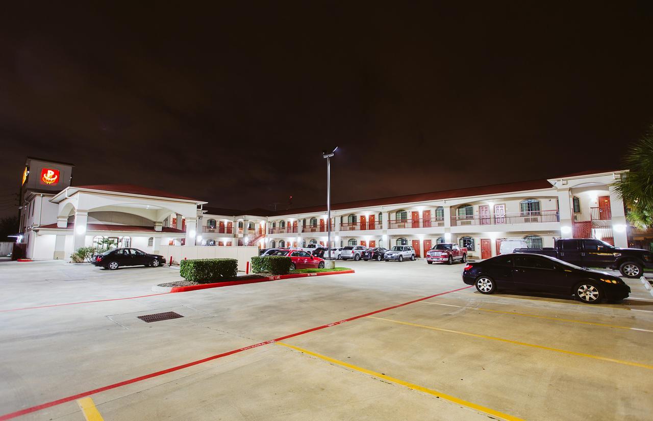 Palace Inn Copperfield Cypress Exterior photo