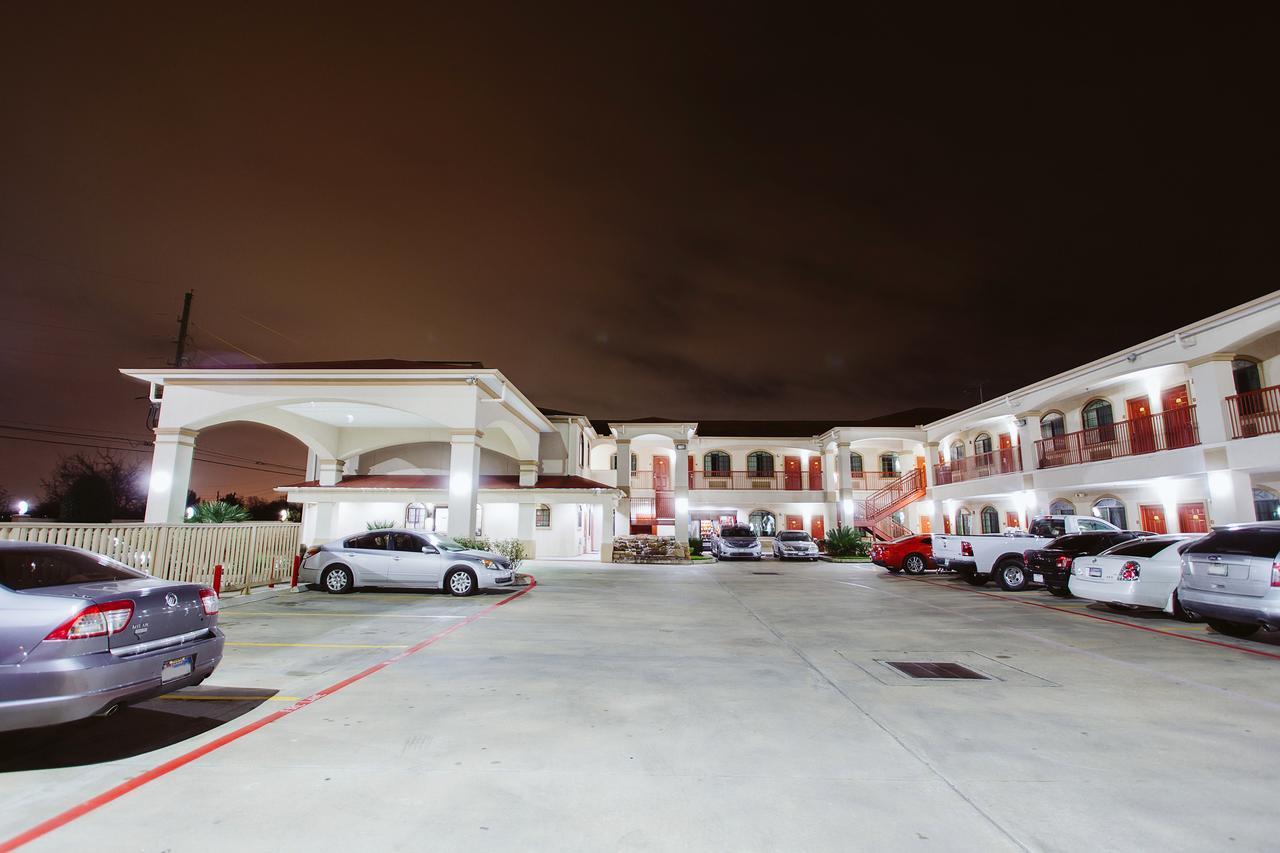 Palace Inn Copperfield Cypress Exterior photo